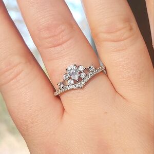 NWT Ryze White Frost Cubic Zirconia .925 Sterling Silver Crown Ring